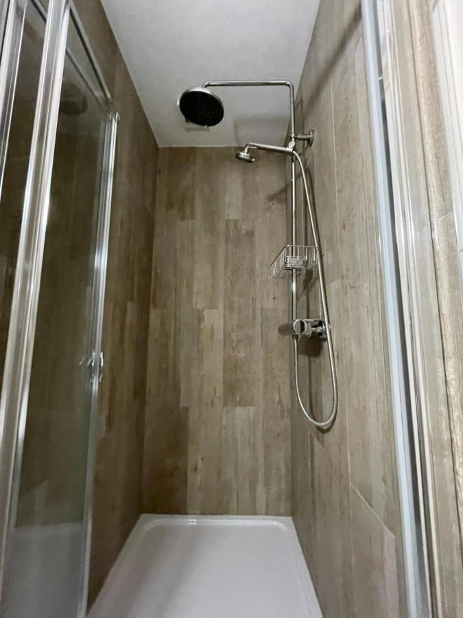Penthouse Apartment كيلكيني المظهر الخارجي الصورة
